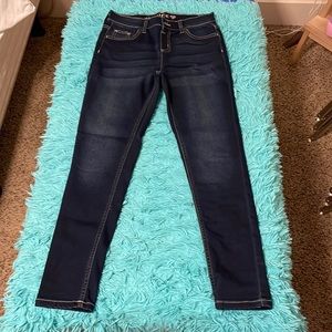 Like new Girls size 16 Justice Jeans